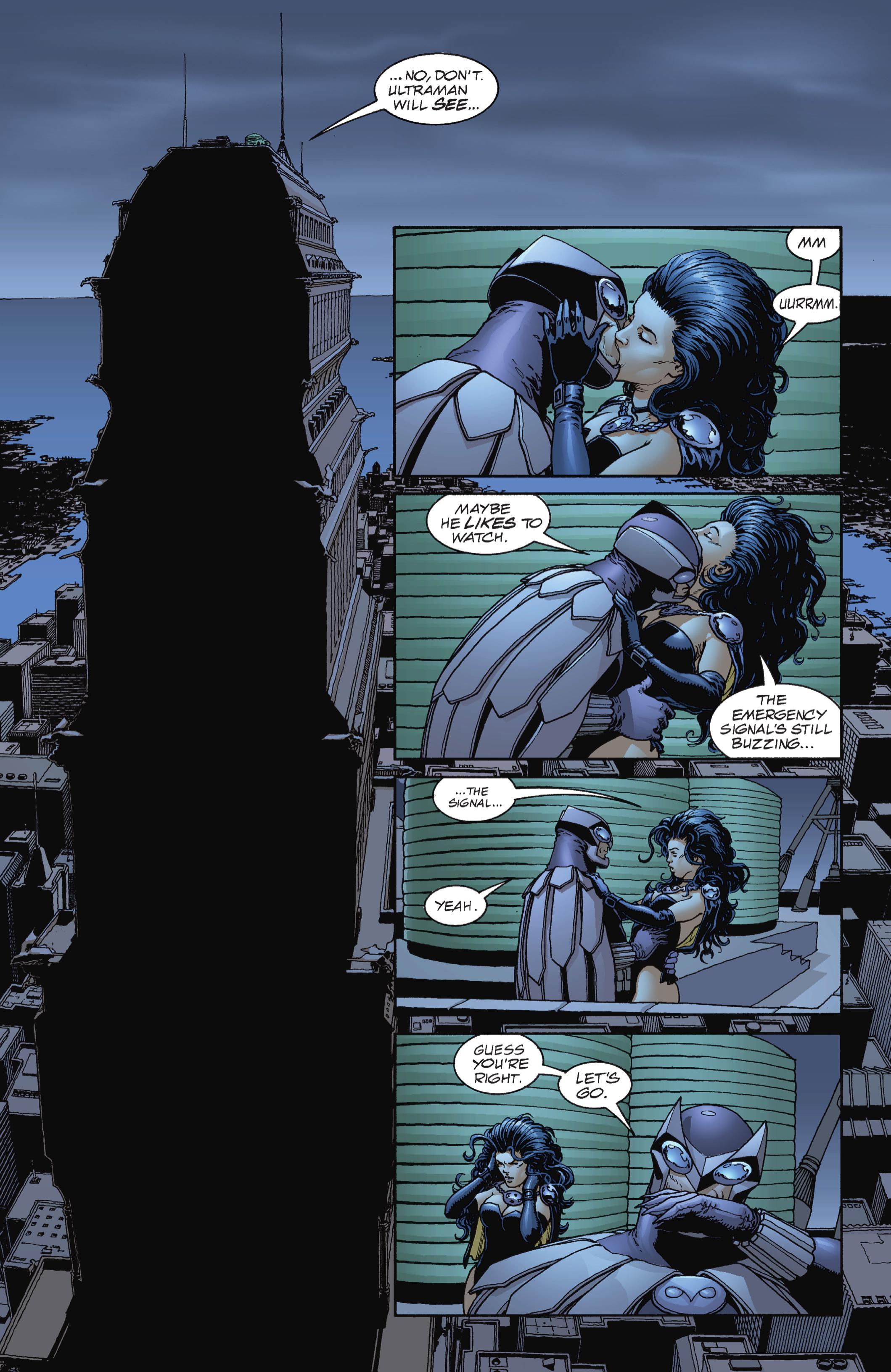 JLA Earth 2 Deluxe Edition (2013) issue TPB - Page 32