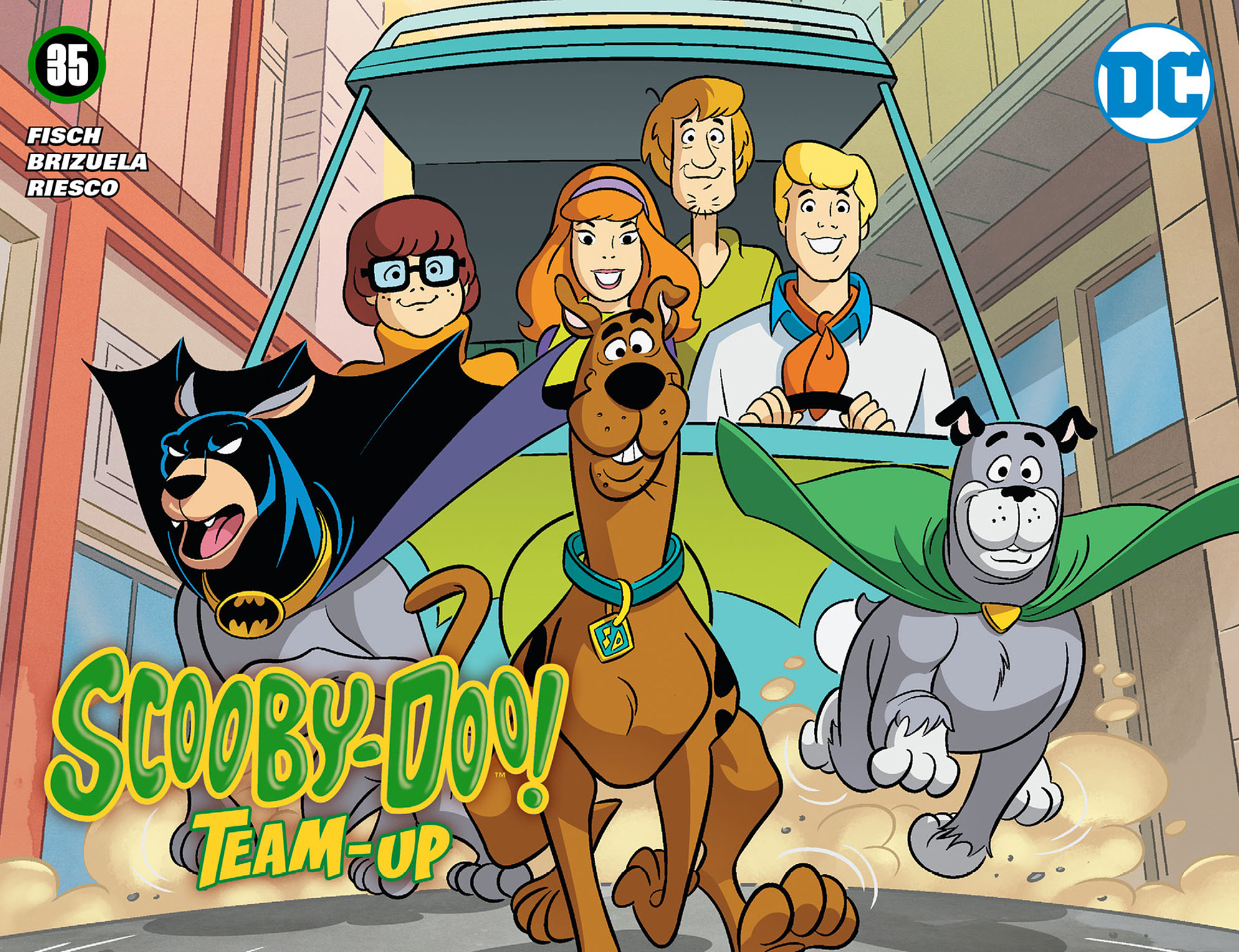 Scooby-Doo! Team-Up (2013): Chapter 35 - Page 1